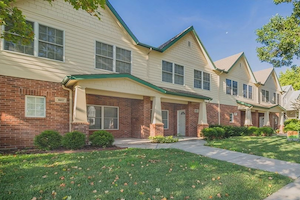 801-807 Bluemont Ave